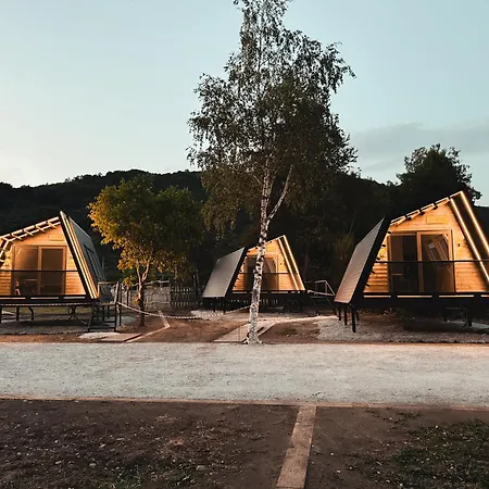 Cabanitas Lobo Camp * Boca de Huérgano