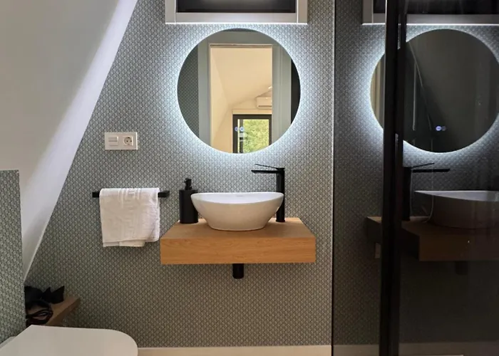 Lobo Camp Parque de Campismo Boca de Huérgano